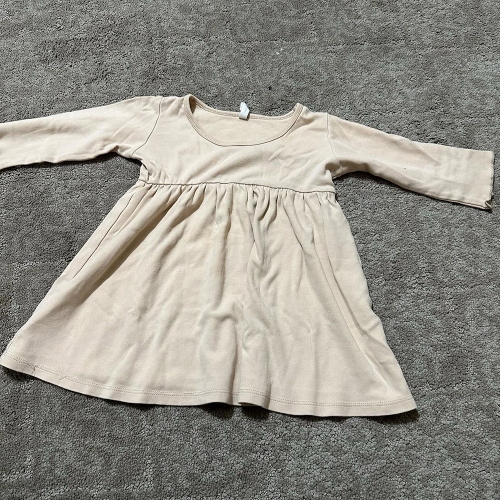 Quincy Mae 2/3 Dress used condition